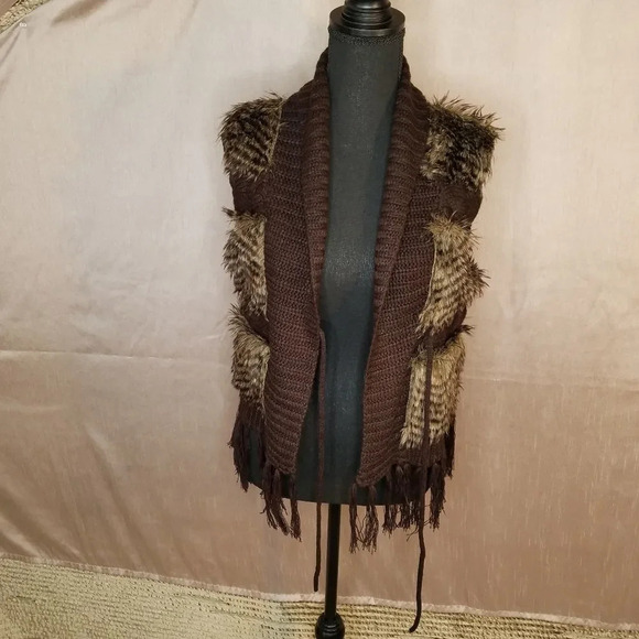 DEROTCHILD Faux Fur Sweater‎ Vest - Picture 3 of 11